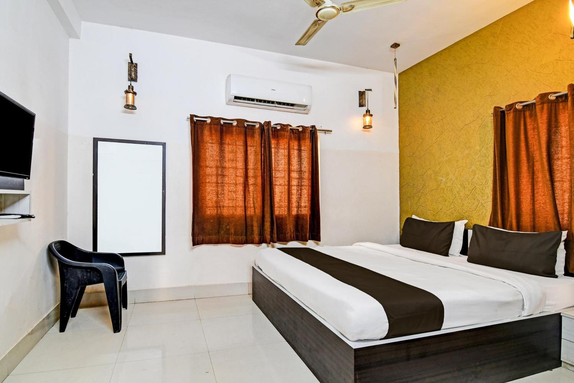 Hotel O Home Bm-X Khandagiri Exterior photo